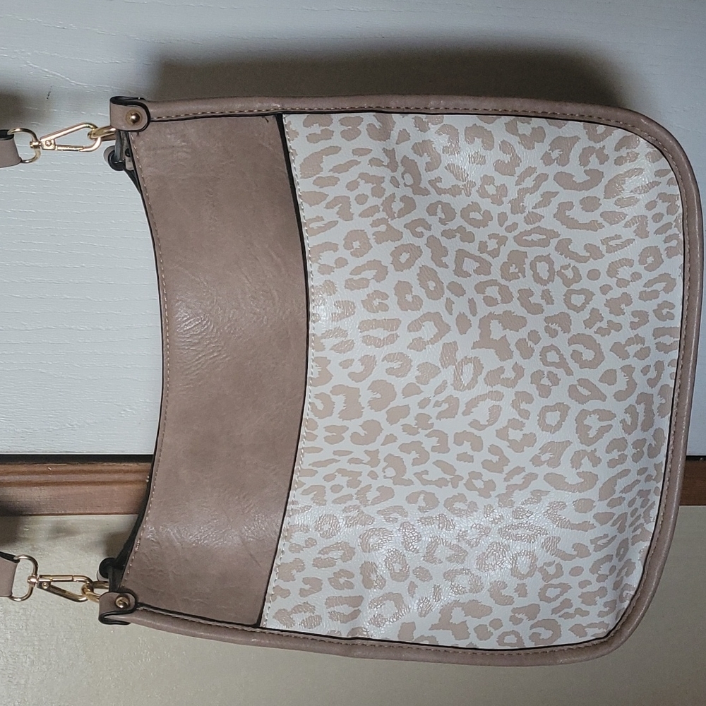 Jen and Co. Purse